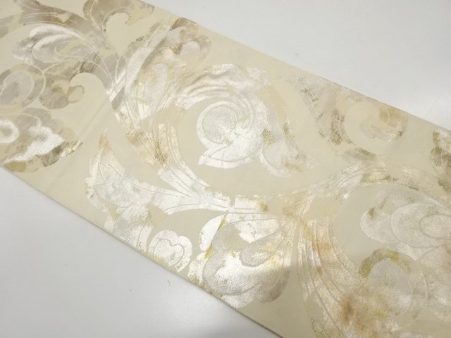 唐草模様織り出し　袋帯